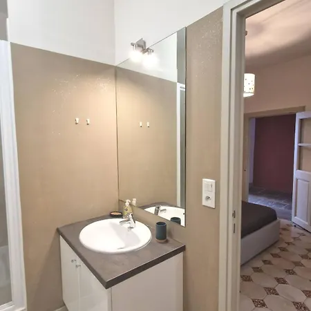 Des Arenes - Apartment Nimes